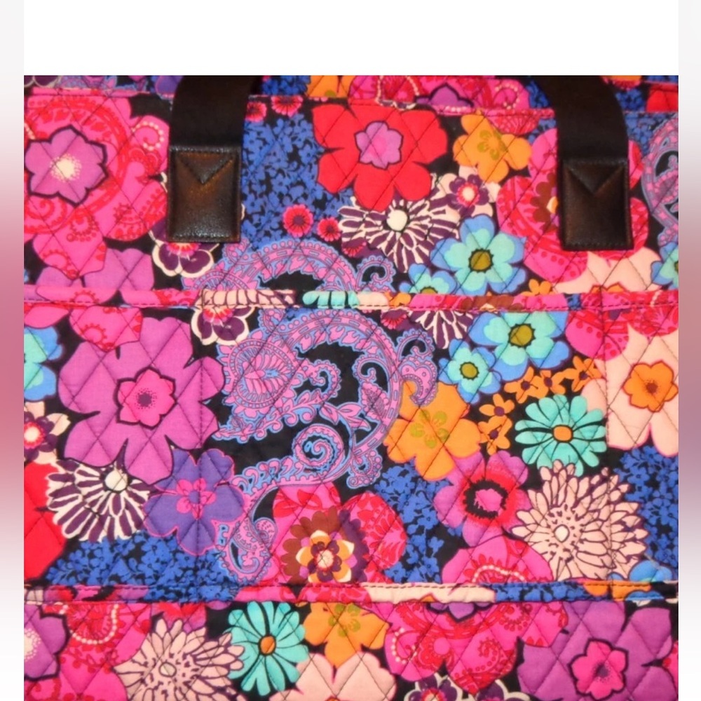 Vera Bradley Floral Firsta large travel bag
